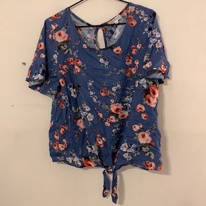 Floral tshirt